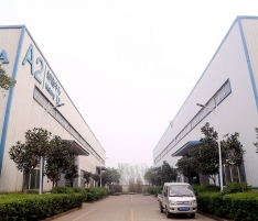 廠區(qū)一角 廠區(qū)一角